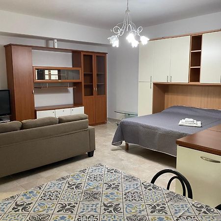 B&B Dionigi クロトーネ エクステリア 写真